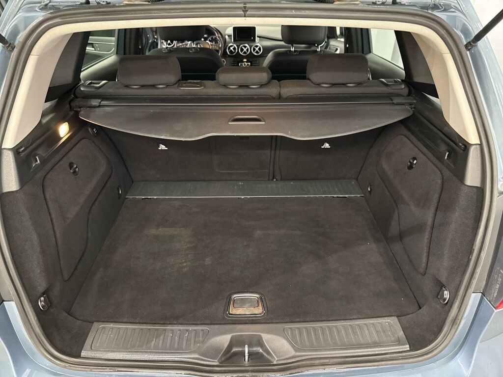 Mercedes-Benz B 2012 Sininen