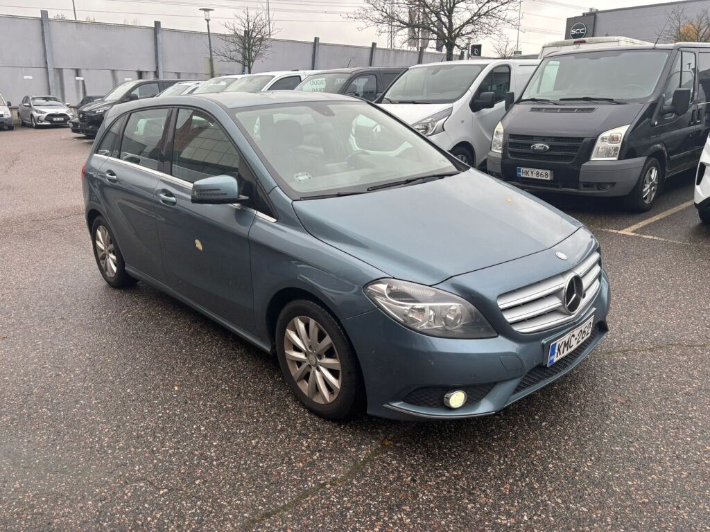 Mercedes-Benz B 2012 Sininen