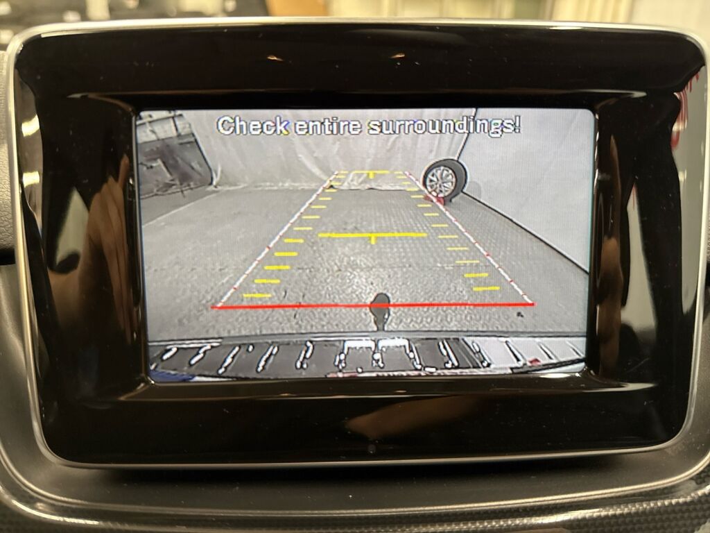 Mercedes-Benz B 2012 Sininen