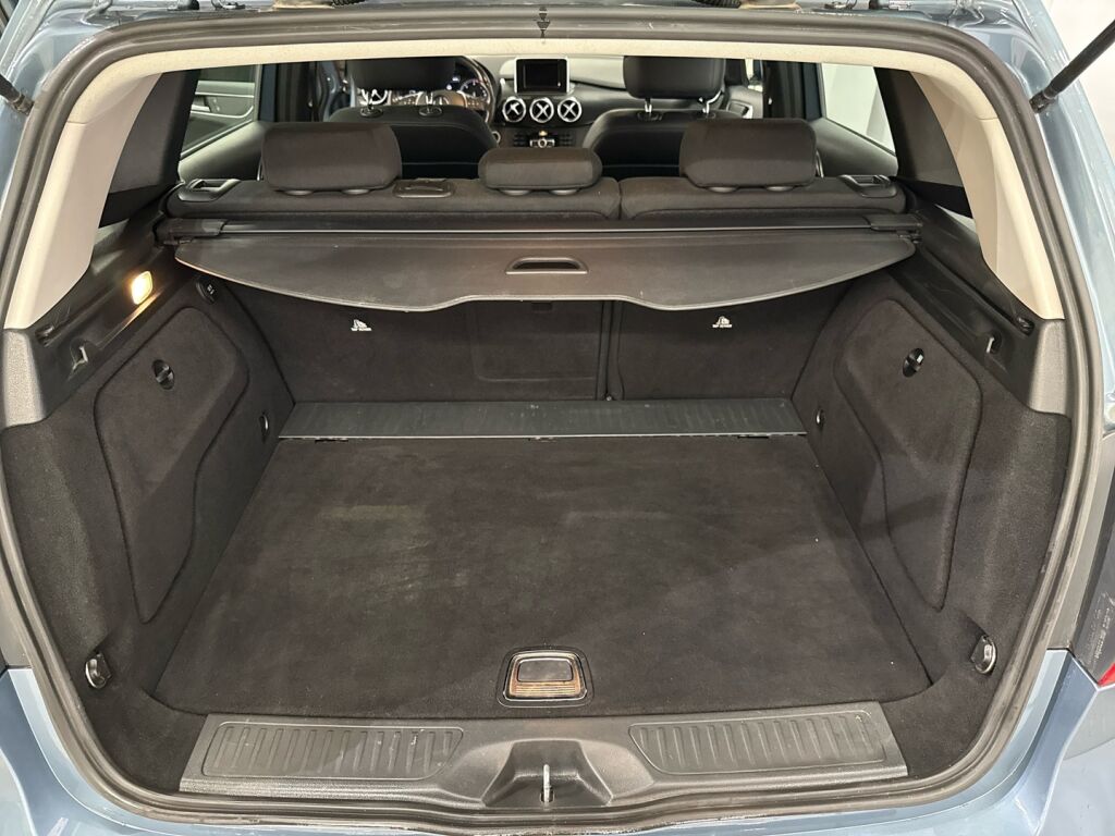 Mercedes-Benz B 2012 Sininen