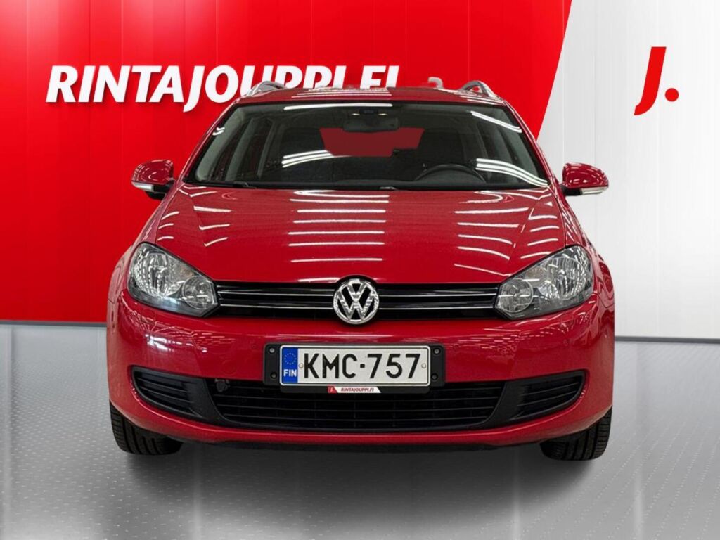 Volkswagen Golf 2012 Punainen