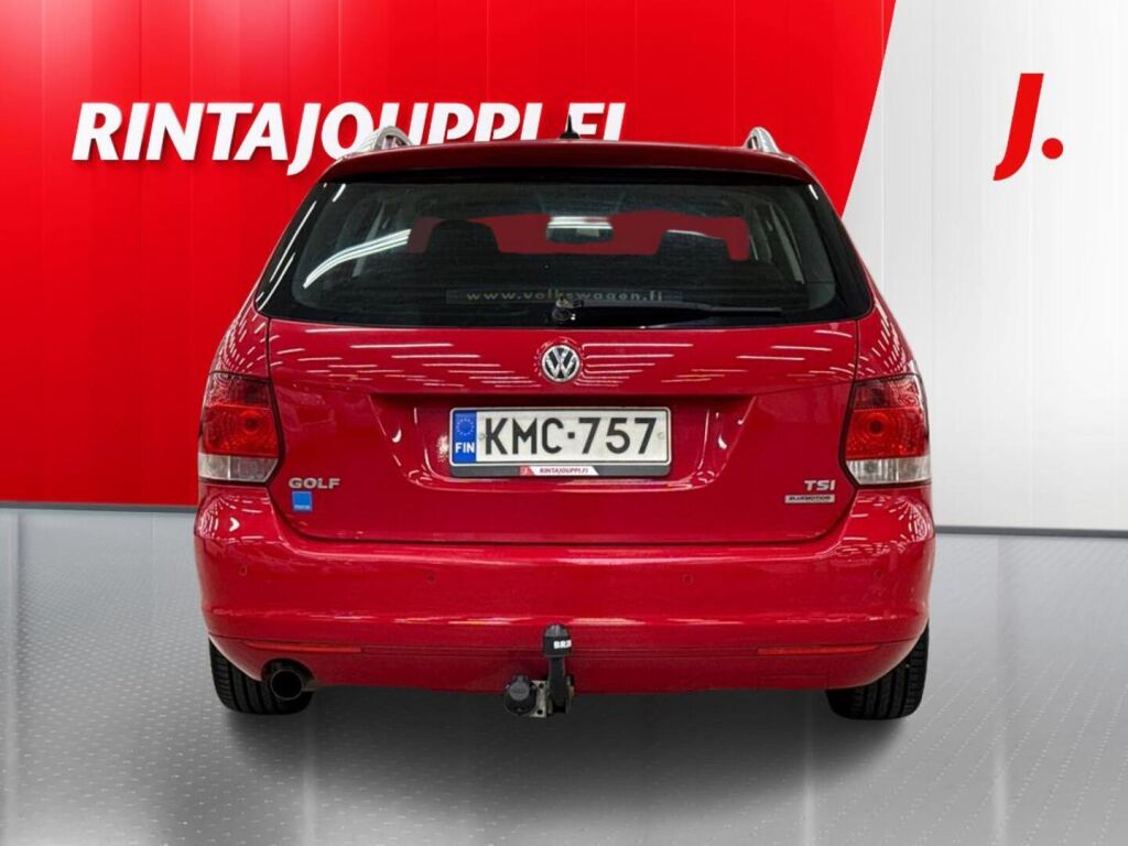 Volkswagen Golf 2012 Punainen