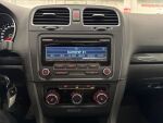 Volkswagen Golf 2012 Punainen
