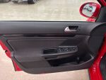 Volkswagen Golf 2012 Punainen