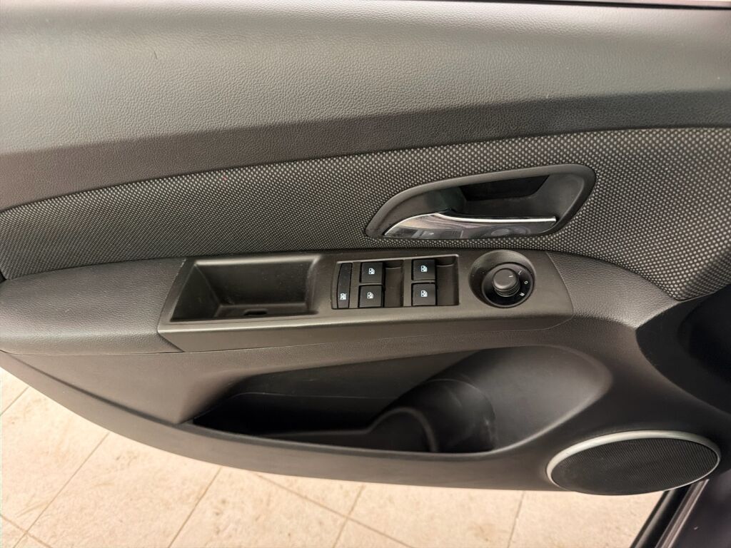 Chevrolet Cruze 2013 Harmaa