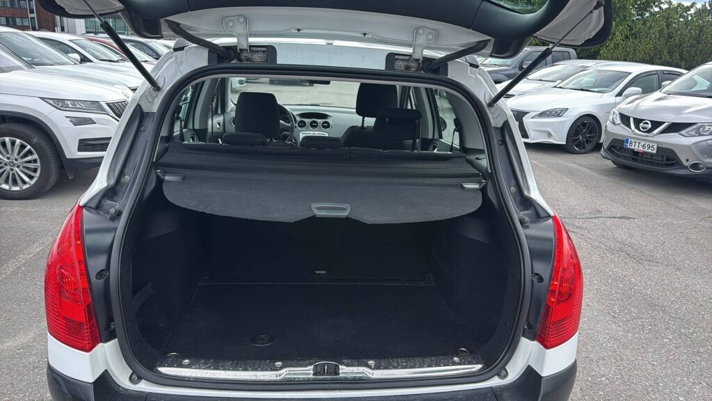 Peugeot 308 2013 Valkoinen