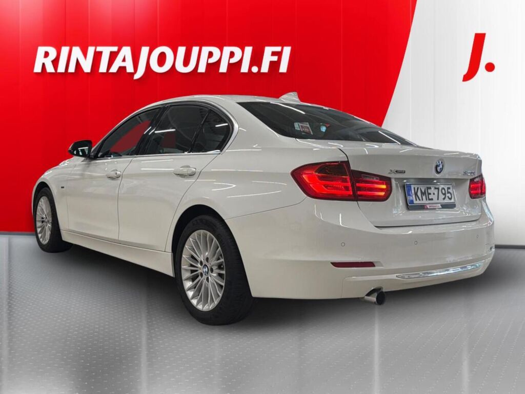BMW 320 2012 Valkoinen