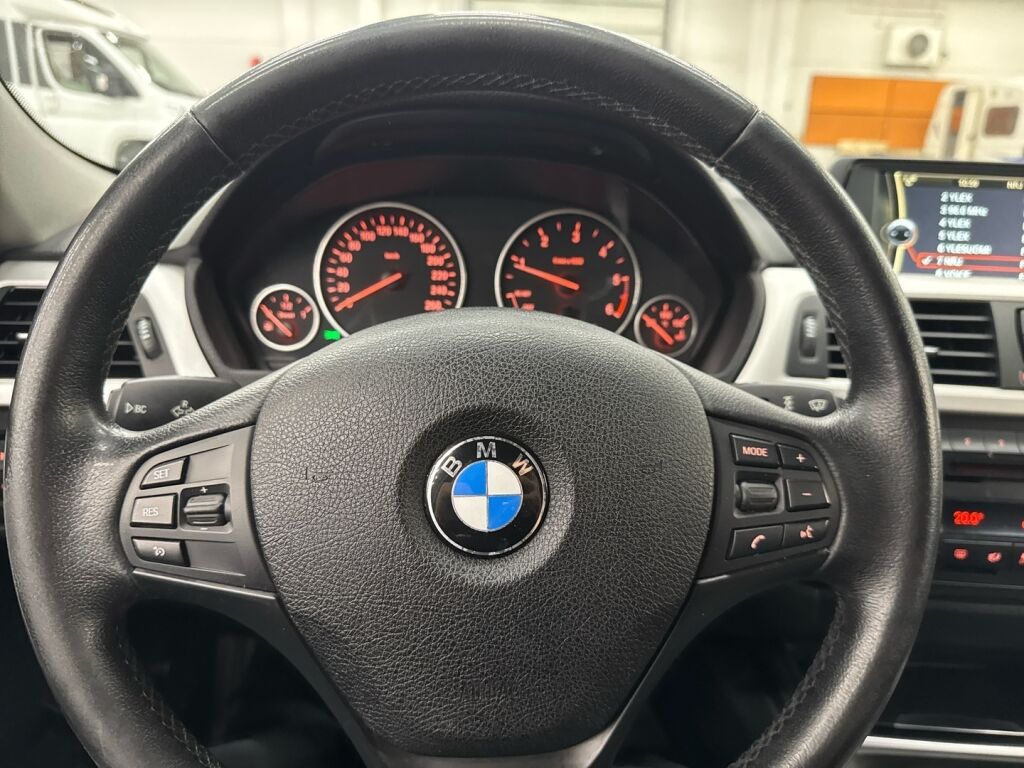 BMW 316 2013 Valkoinen