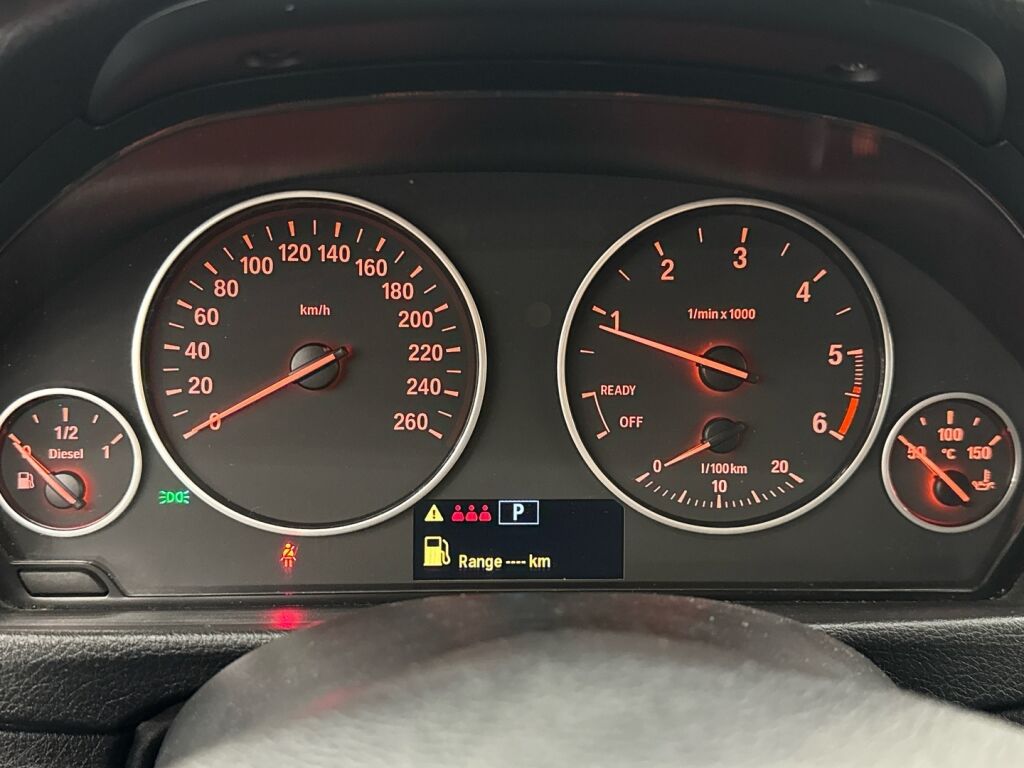 BMW 316 2013 Valkoinen