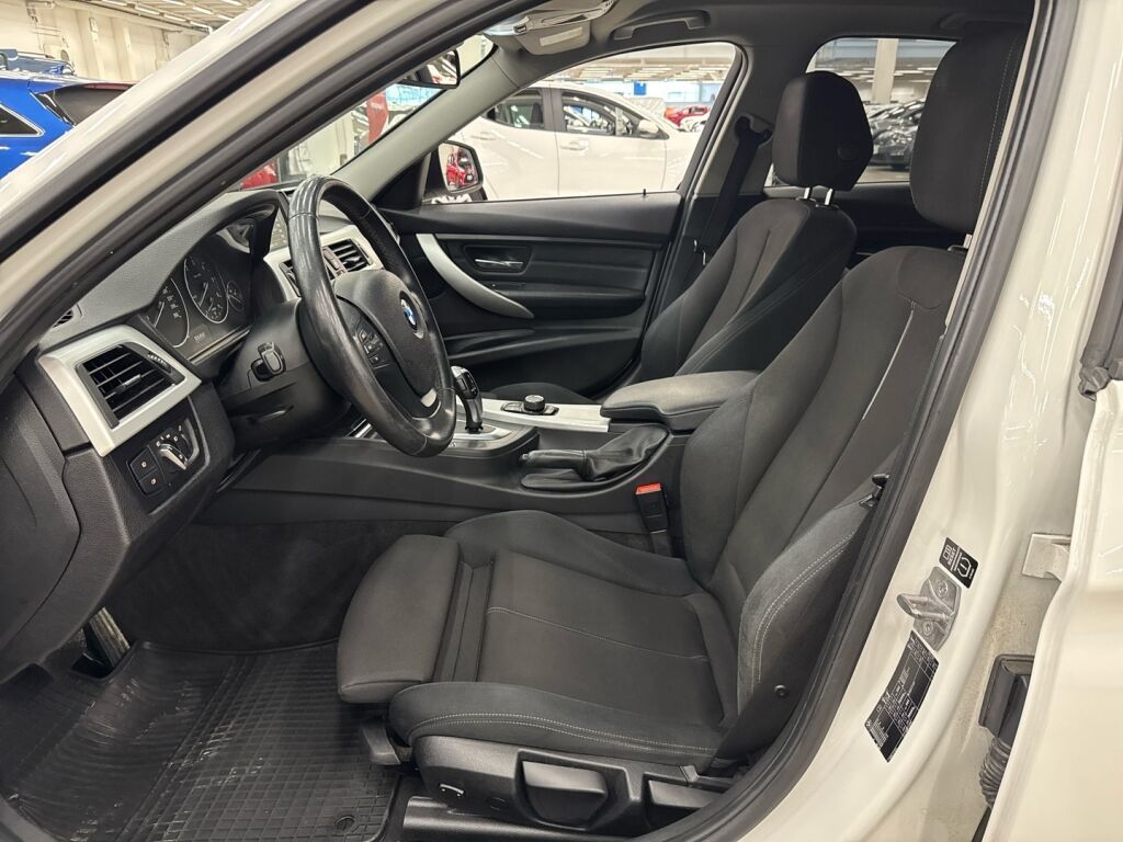 BMW 316 2013 Valkoinen