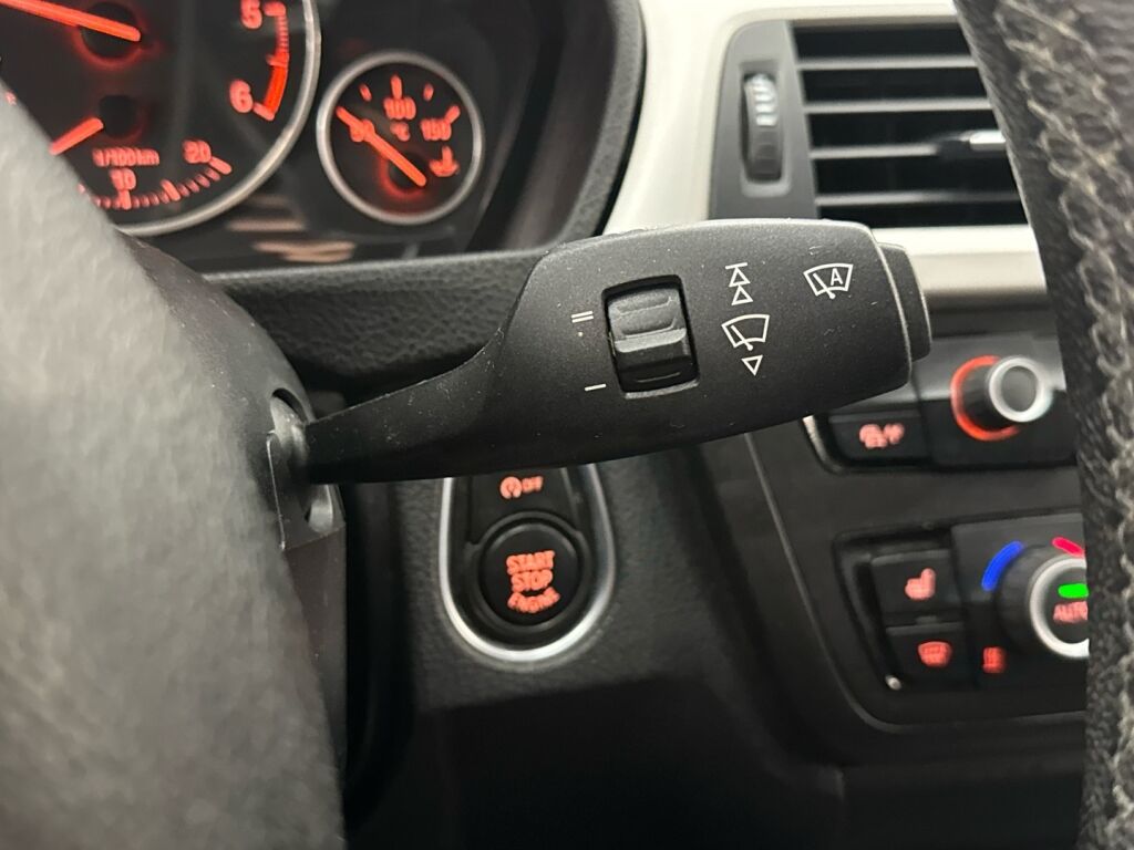 BMW 316 2013 Valkoinen