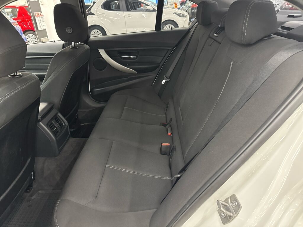 BMW 316 2013 Valkoinen