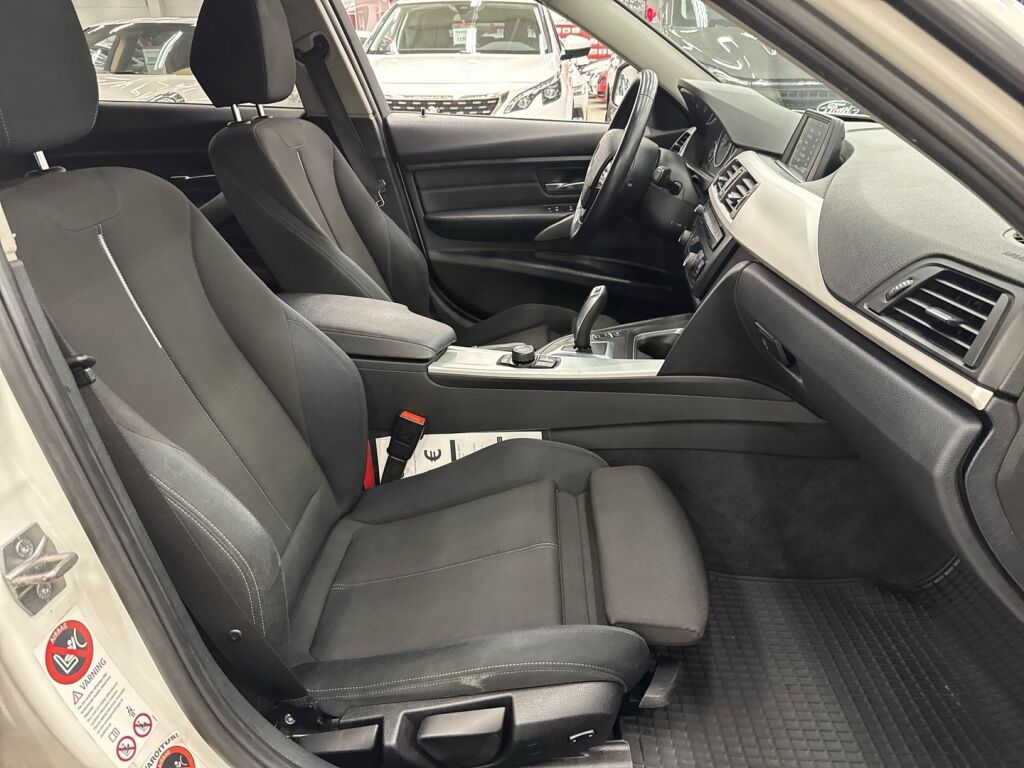 BMW 316 2013 Valkoinen