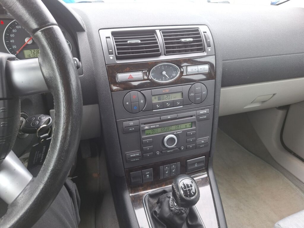 Ford Mondeo 2005 Harmaa