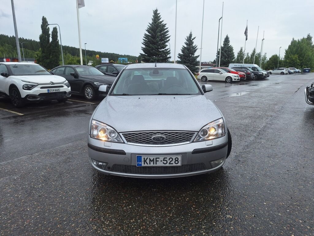 Ford Mondeo 2005 Harmaa