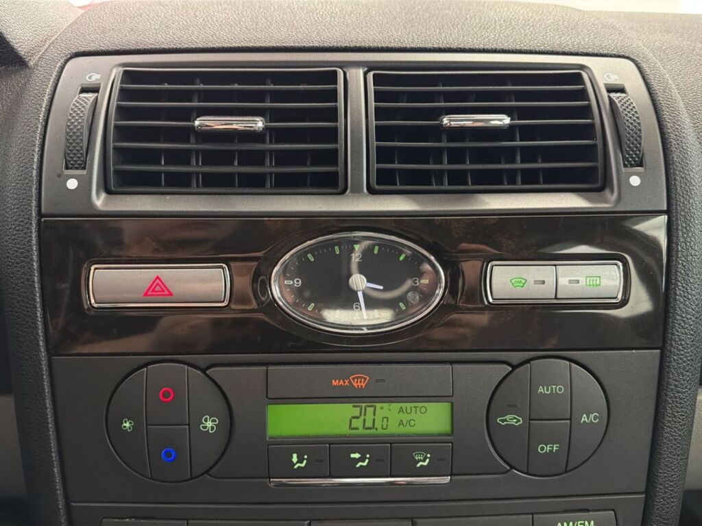 Ford Mondeo 2005 Harmaa