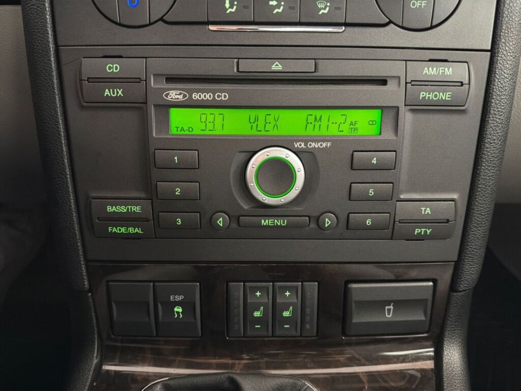 Ford Mondeo 2005 Harmaa