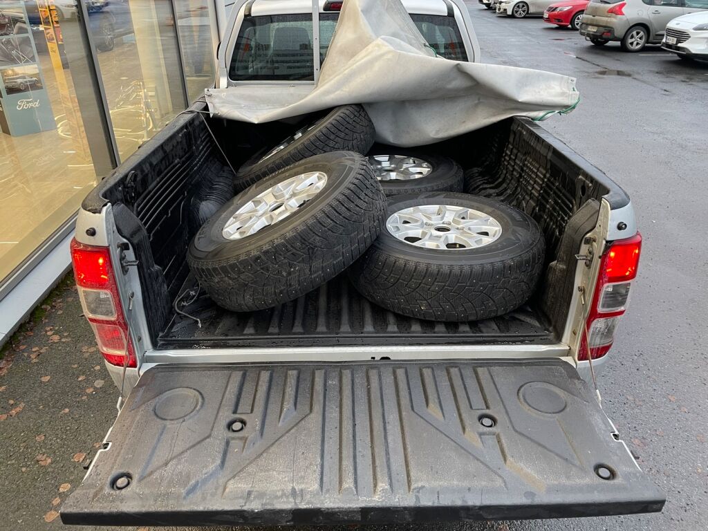 Ford Ranger 2013 Harmaa