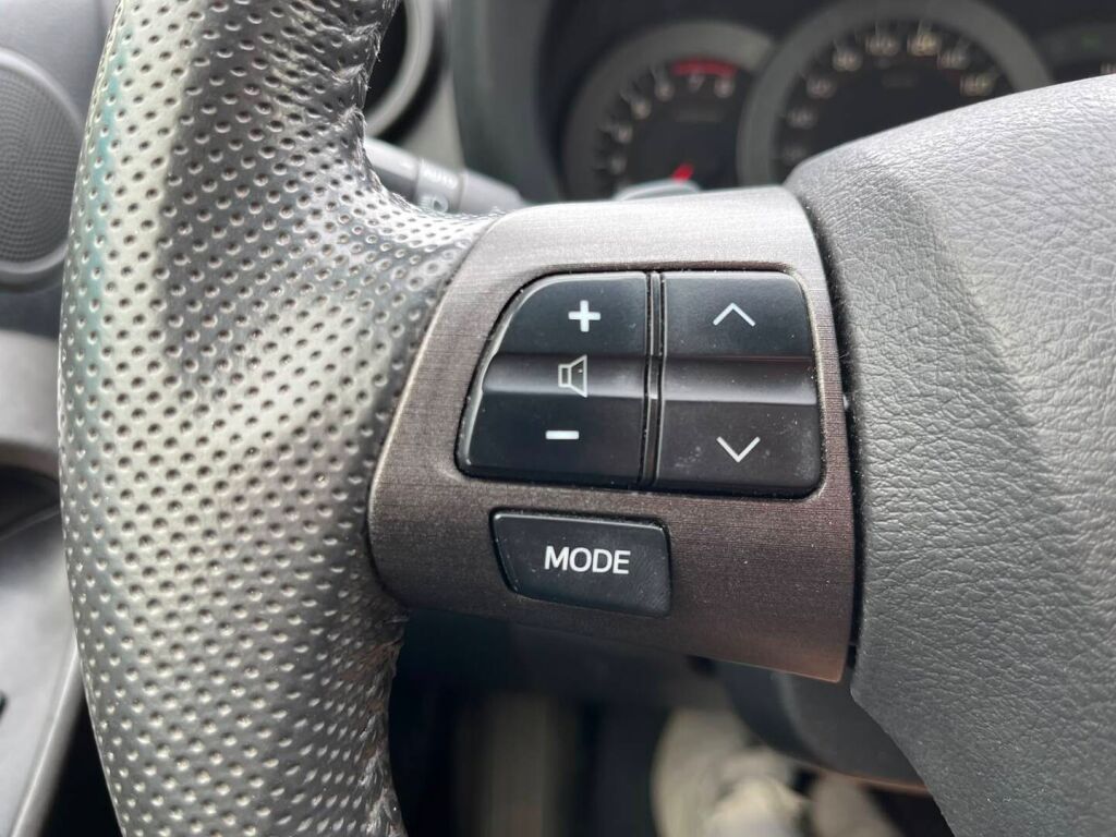 Toyota RAV4 2012 Hopea