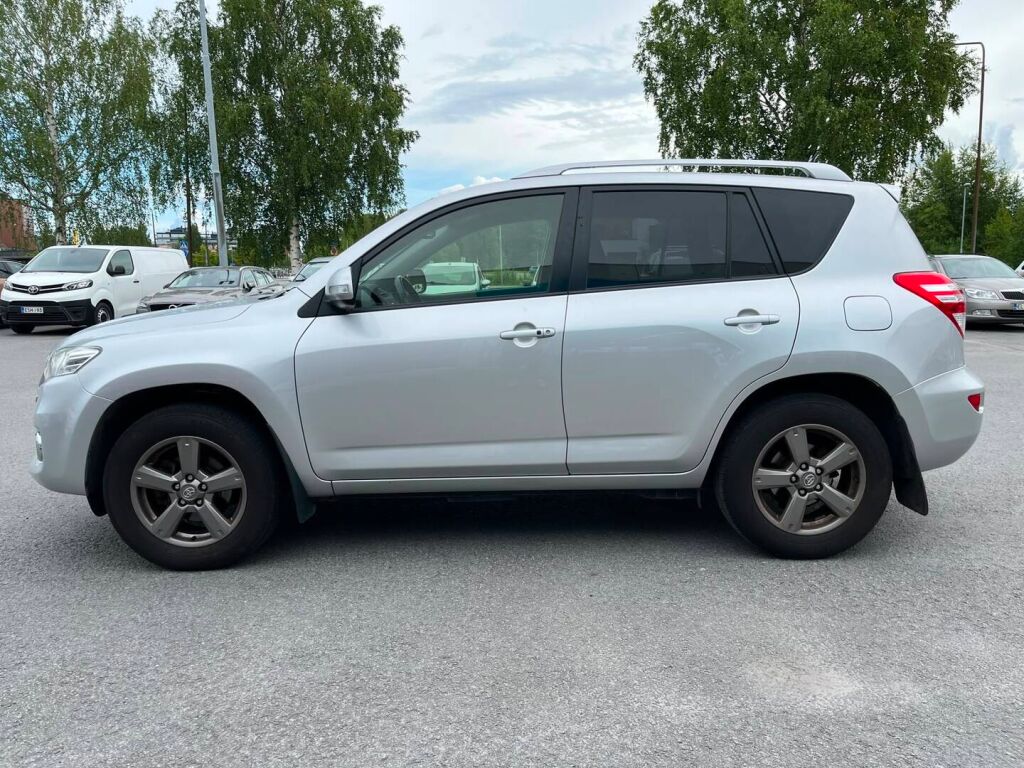 Toyota RAV4 2012 Hopea