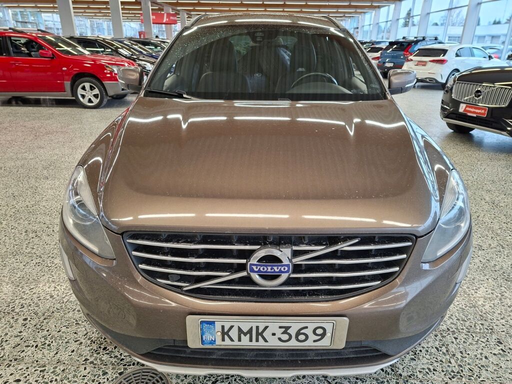Volvo XC60 2014 Ruskea (beige)