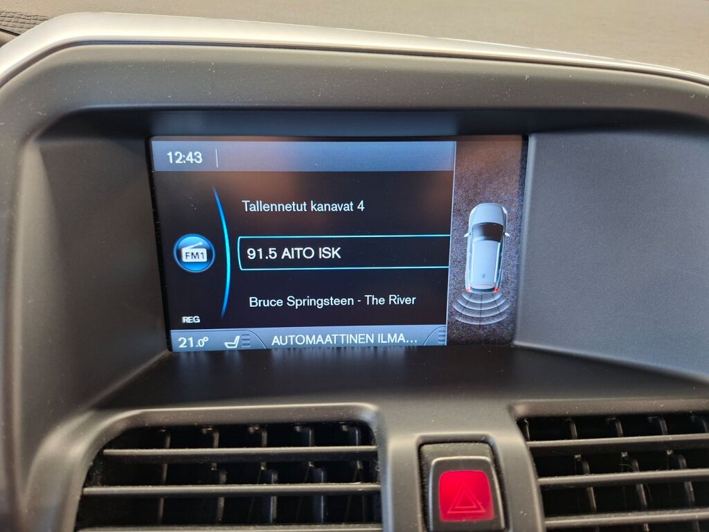 Volvo XC60 2014 Ruskea (beige)