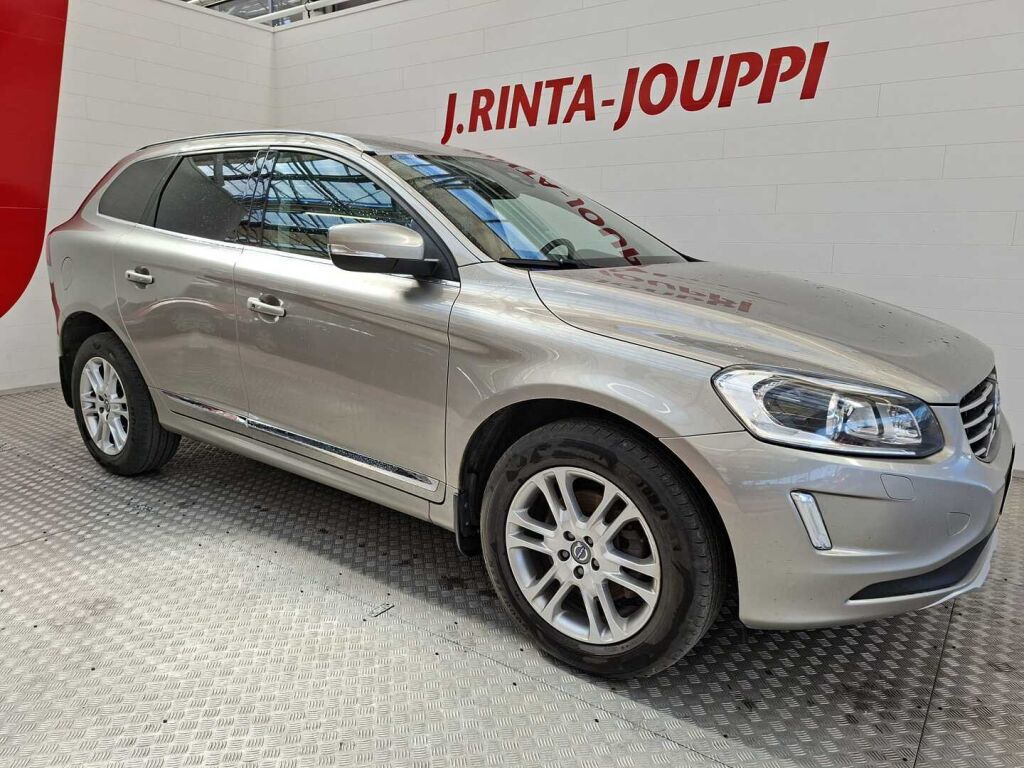 Volvo XC60 2013 Ruskea (beige)