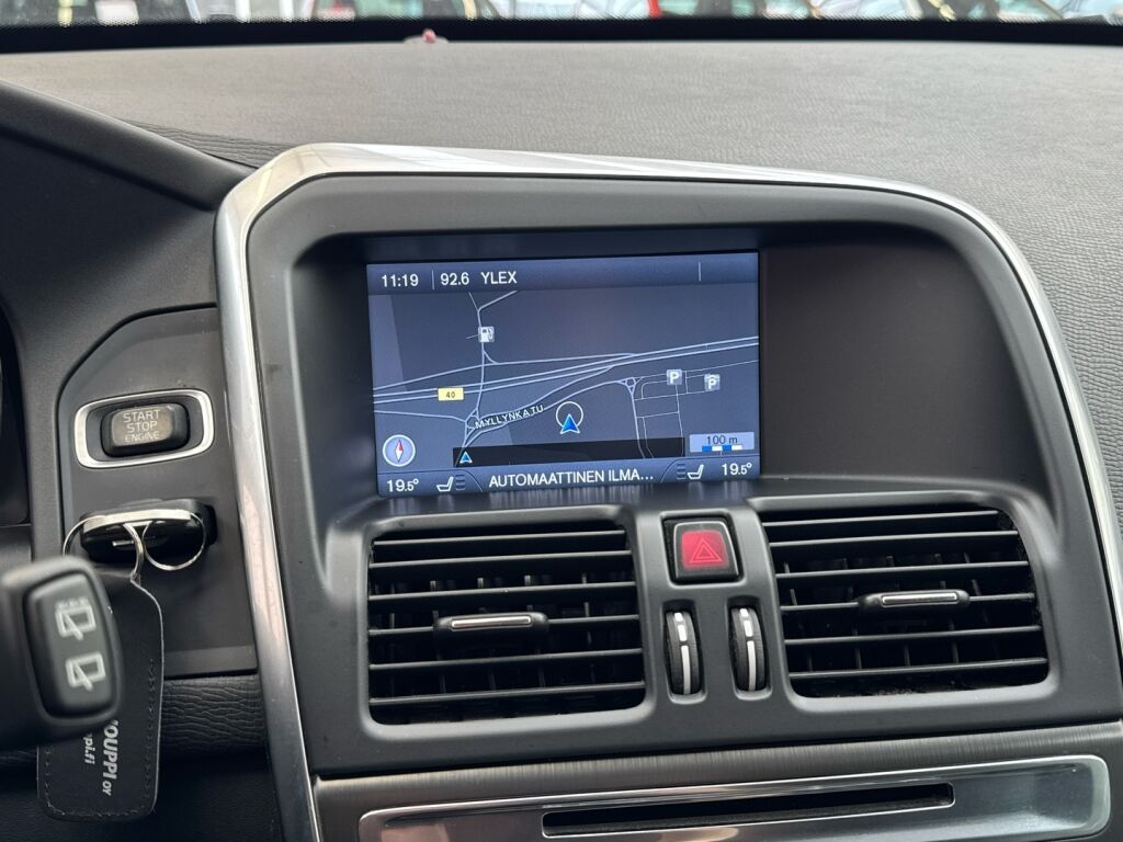 Volvo XC60 2014 Ruskea (beige)