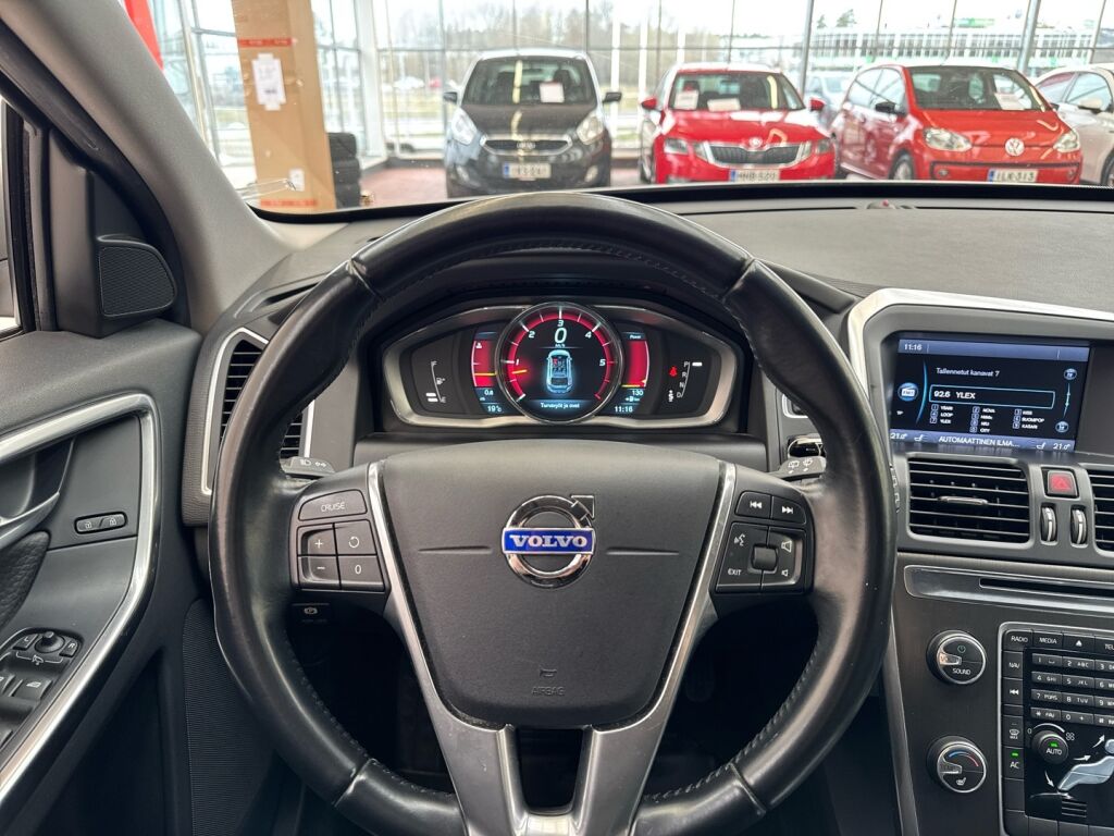 Volvo XC60 2014 Ruskea (beige)