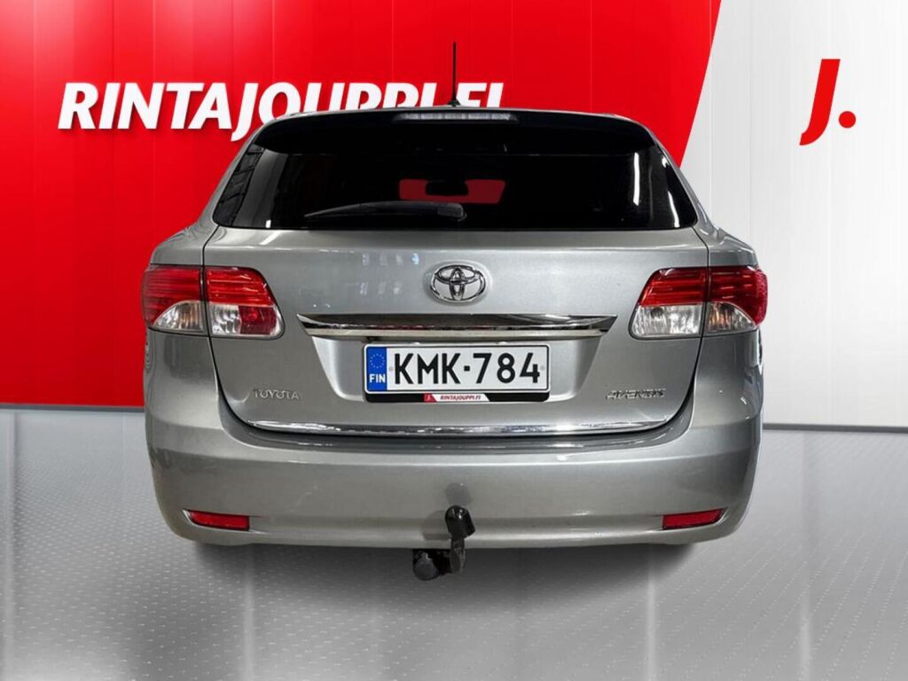 Toyota Avensis 2014 Harmaa