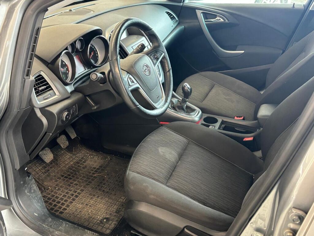 Opel Astra 2014 Harmaa