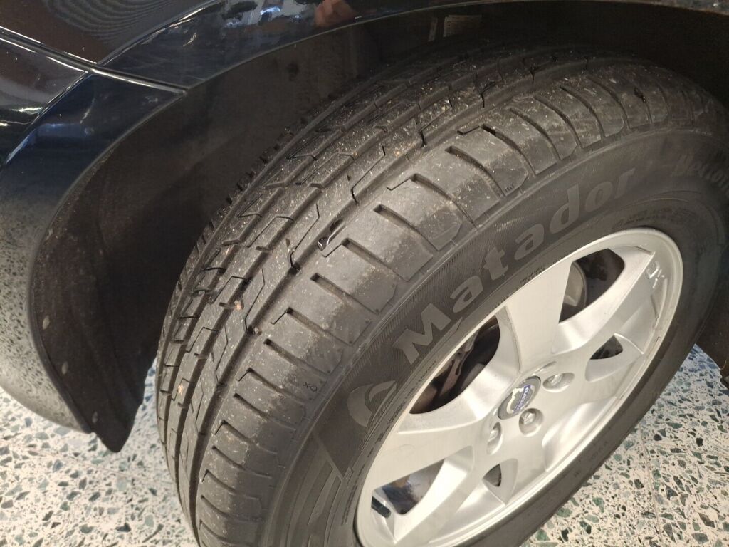 Volvo XC60 2014 Musta