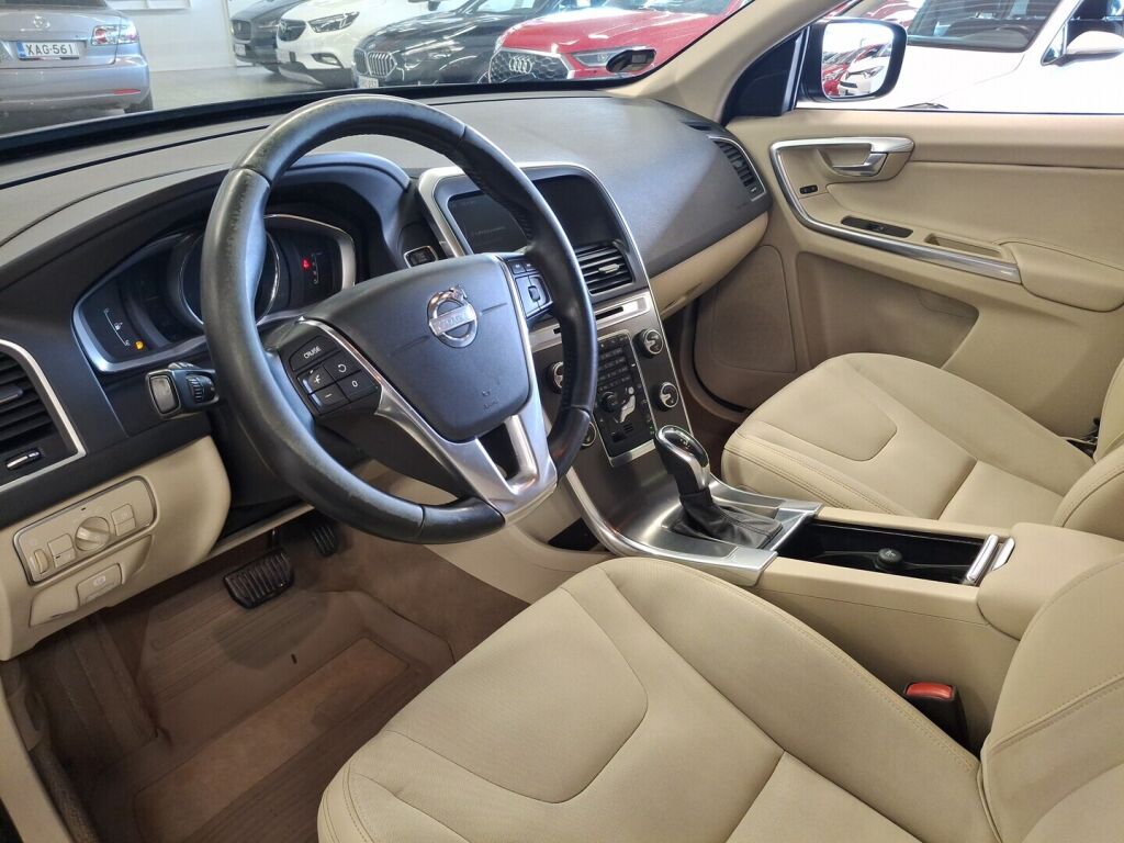 Volvo XC60 2014 Musta