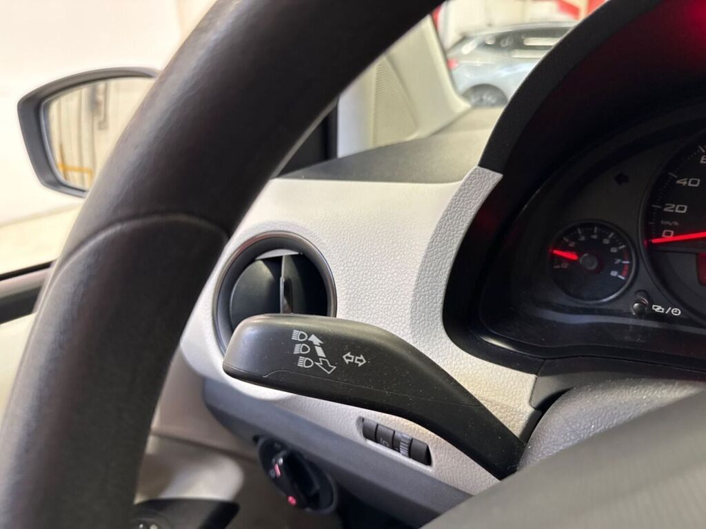 Seat Mii 2014 Valkoinen