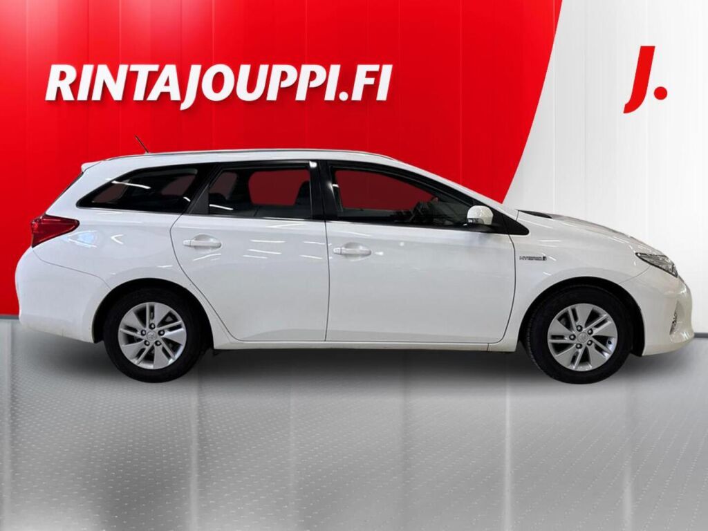 Toyota Auris 2014 Valkoinen