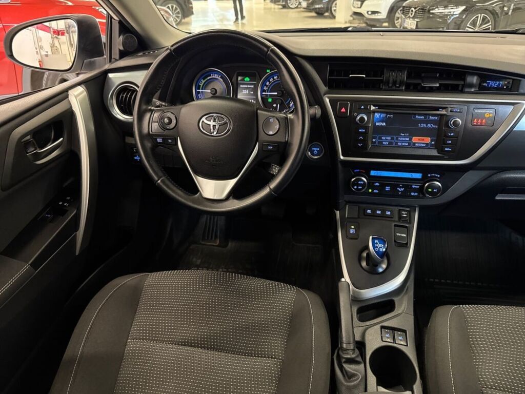 Toyota Auris 2014 Valkoinen