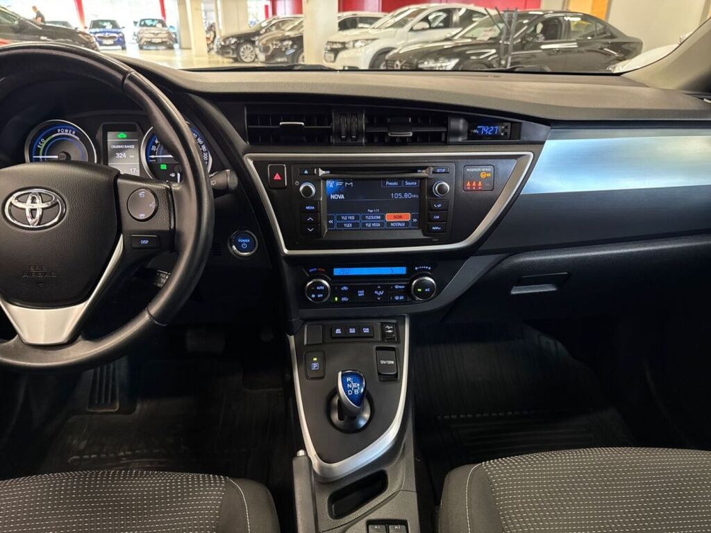 Toyota Auris 2014 Valkoinen