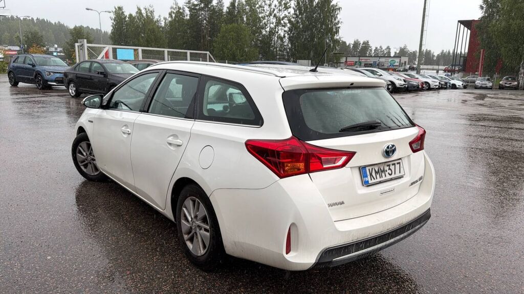 Toyota Auris 2014 Valkoinen