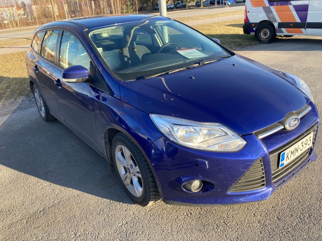 Ford Focus 2014 Metallinhohto Sininen