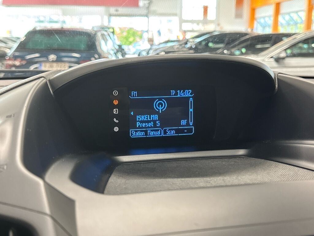 Ford Kuga 2013 Musta