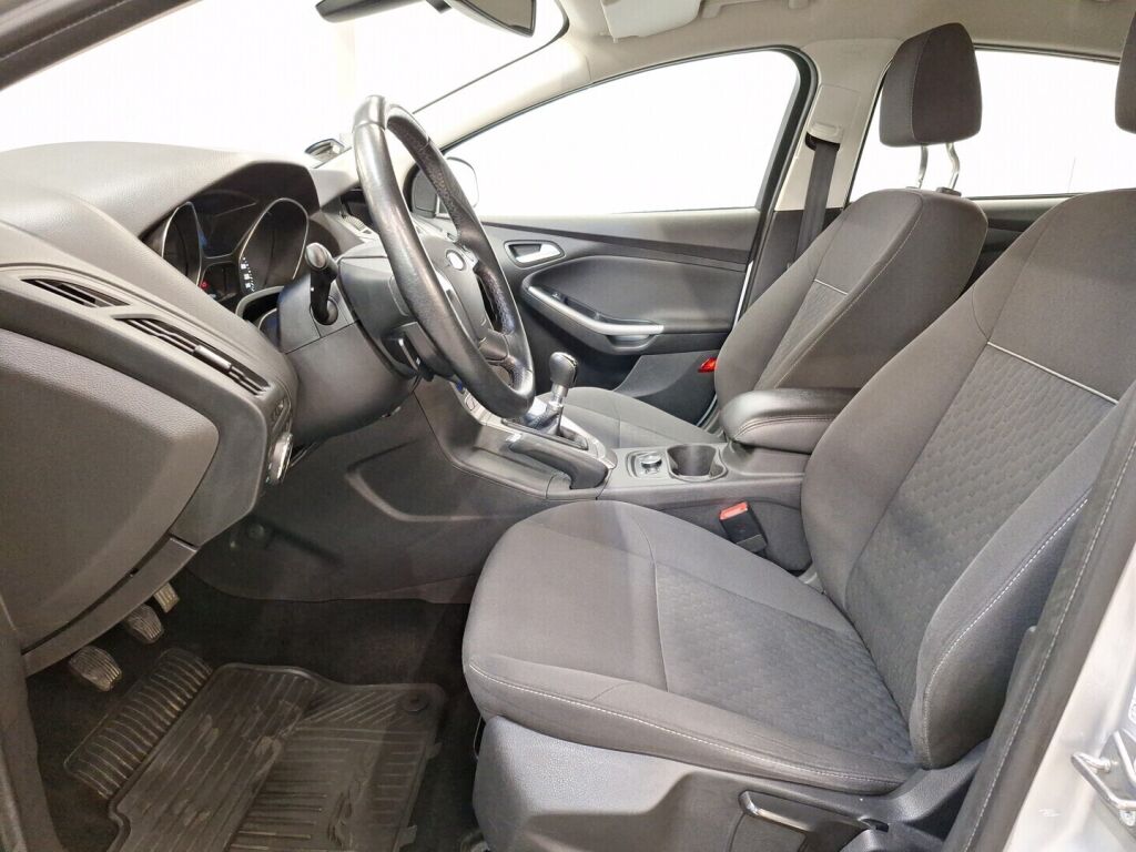 Ford Focus 2014 Harmaa