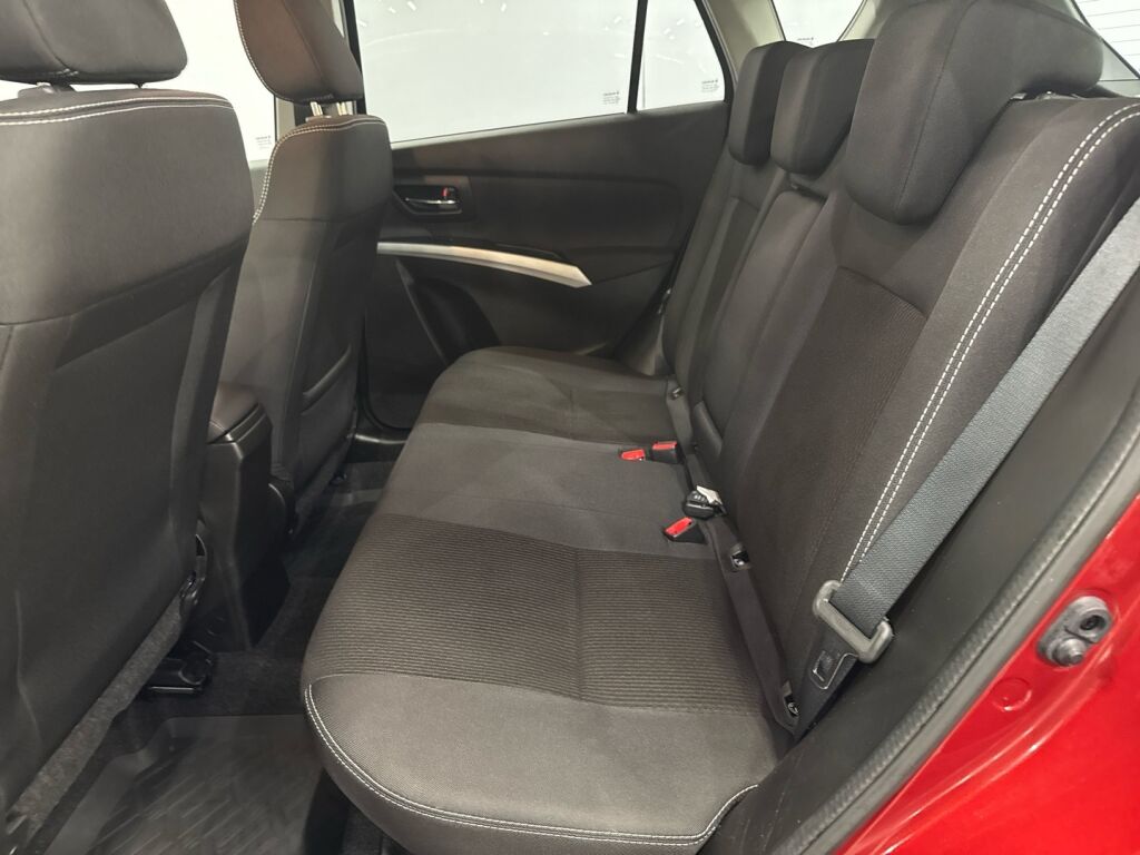 Suzuki SX4 S-Cross 2019 Punainen