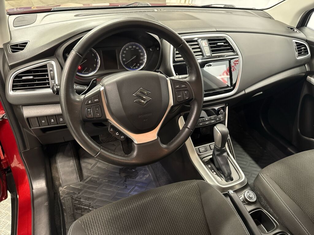 Suzuki SX4 S-Cross 2019 Punainen