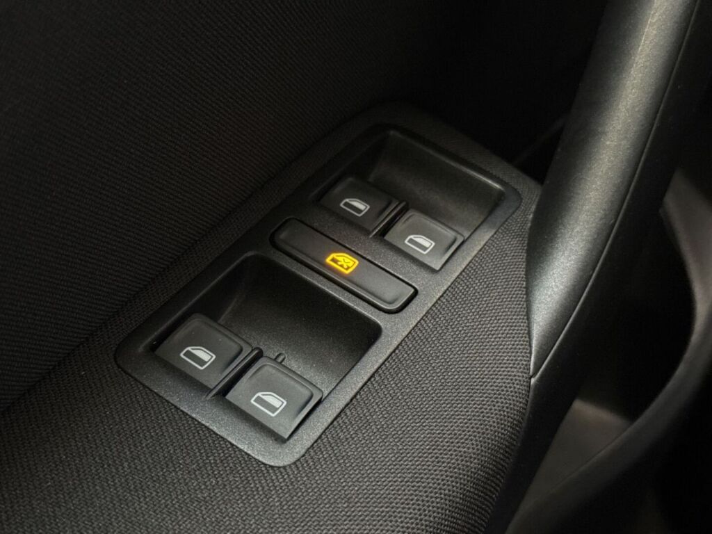 Volkswagen Polo 2014 Sininen