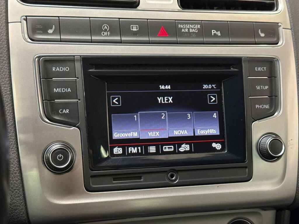 Volkswagen Polo 2014 Sininen