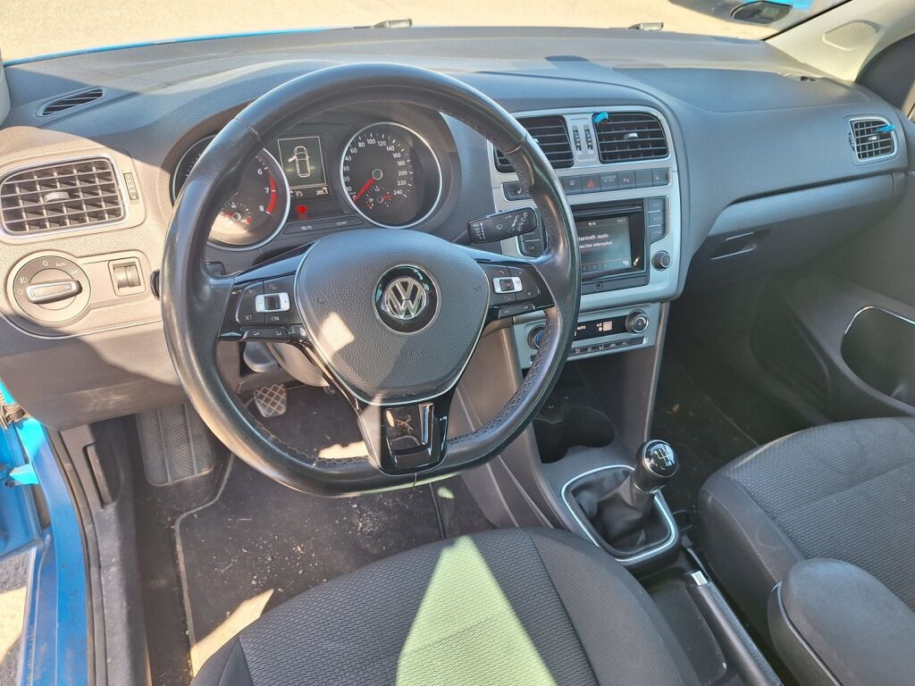 Volkswagen Polo 2014 Sininen