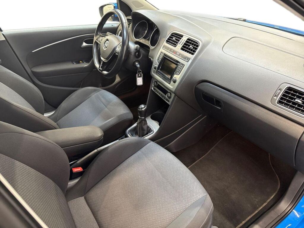 Volkswagen Polo 2014 Sininen