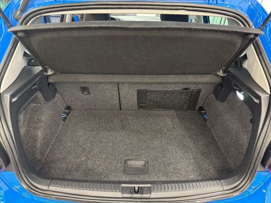Volkswagen Polo 2014 Sininen