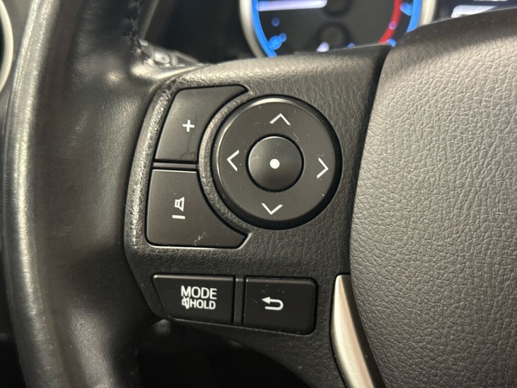 Toyota Auris 2014 Musta