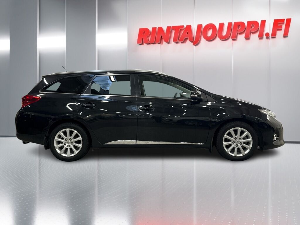 Toyota Auris 2014 Musta